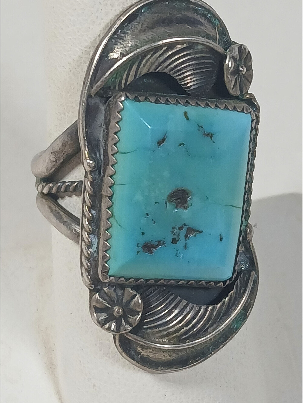 Vtg Native American Square Turquoise S. Silver floral leaf 3 Shank Ring sz. 7.5